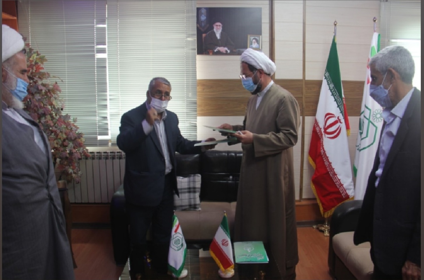 تشکیل جلسه ستاد بازسازی عتبات عالیات استان با اداره کل اوقاف