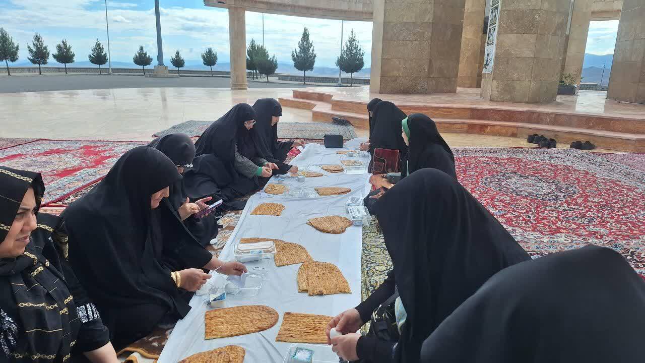 جلسه هماهنگی خادمین ستاد توسعه و بازسازی عتبات عالیات شهرستان خوی