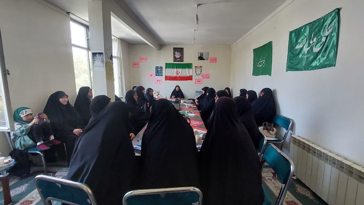 برگزاری جلسه امور بانوان ستاد توسعه و بازسازی عتبات عالیات شهرستان ارومیه