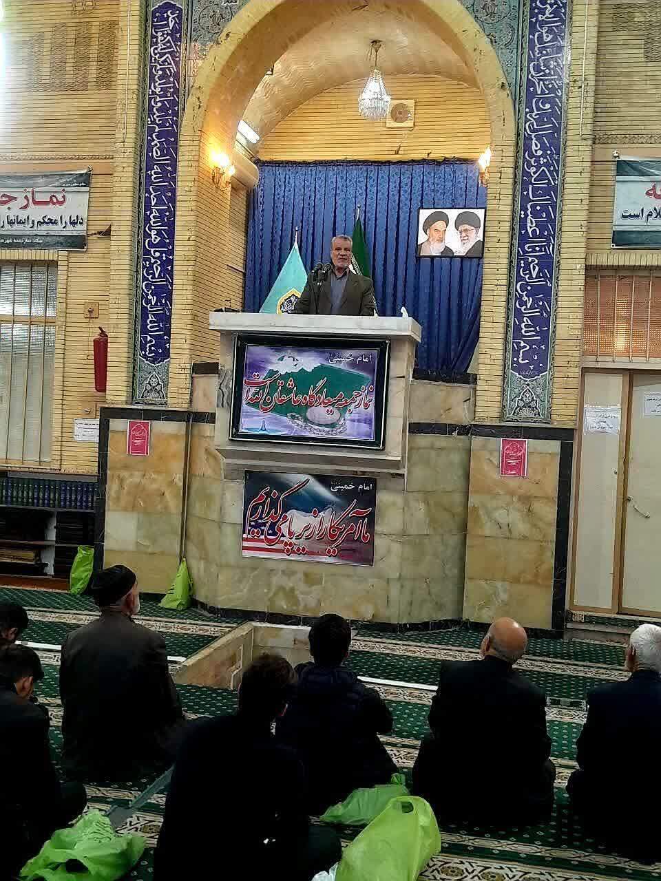 معرفی ستاد توسعه و بازسازی عتبات عالیات در نماز جمعه شهرستان خوی